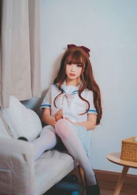 国产日韩三级综合AV第一页_720在线观看完整版